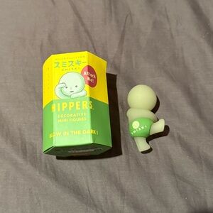 Smiski Hippers (Trying to Climb)